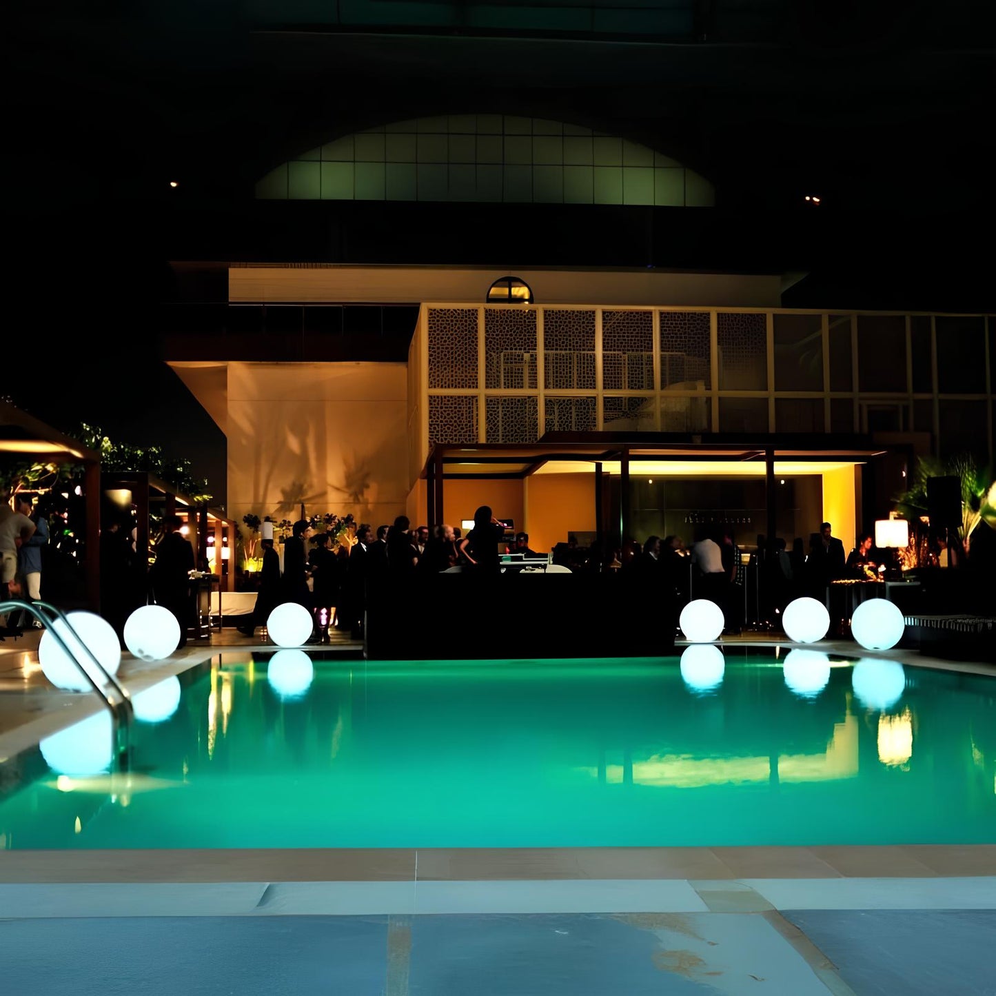 GlowSphere – Moderne LED Kugelleuchten für Innen und Außendekoration