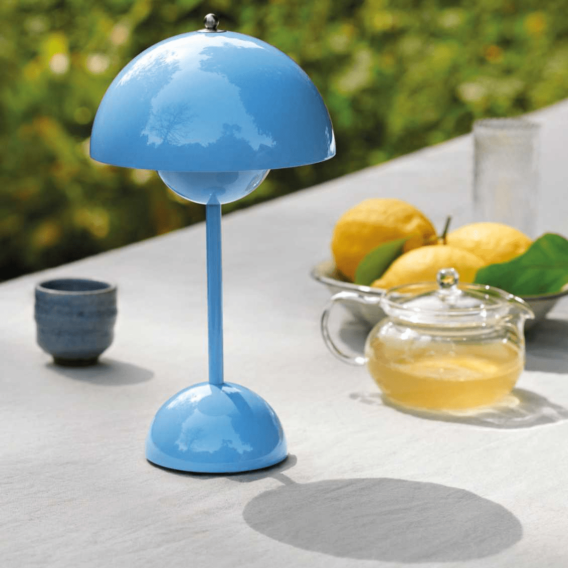ColorGlow Tischleuchte – bringt Farbe und Stil in jeden Raum.