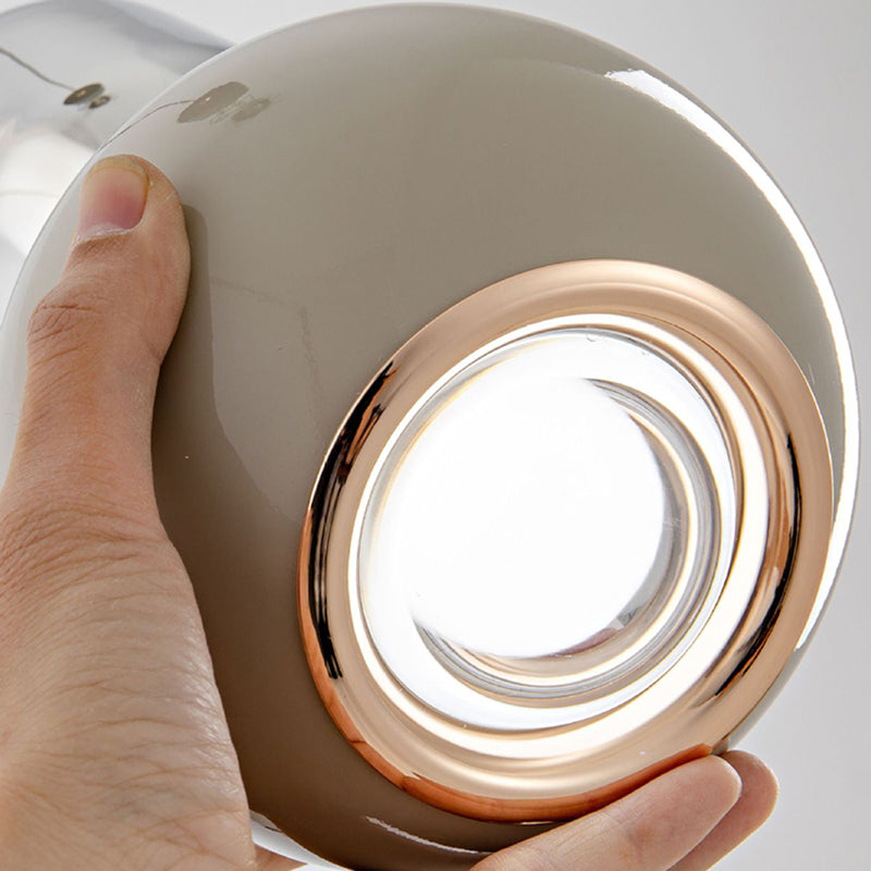 Feines Design Hängeleuchte LichtPerle – exklusive Hängeleuchte mit feinem Design von LichtPerle für gehobene Wohnbereiche.