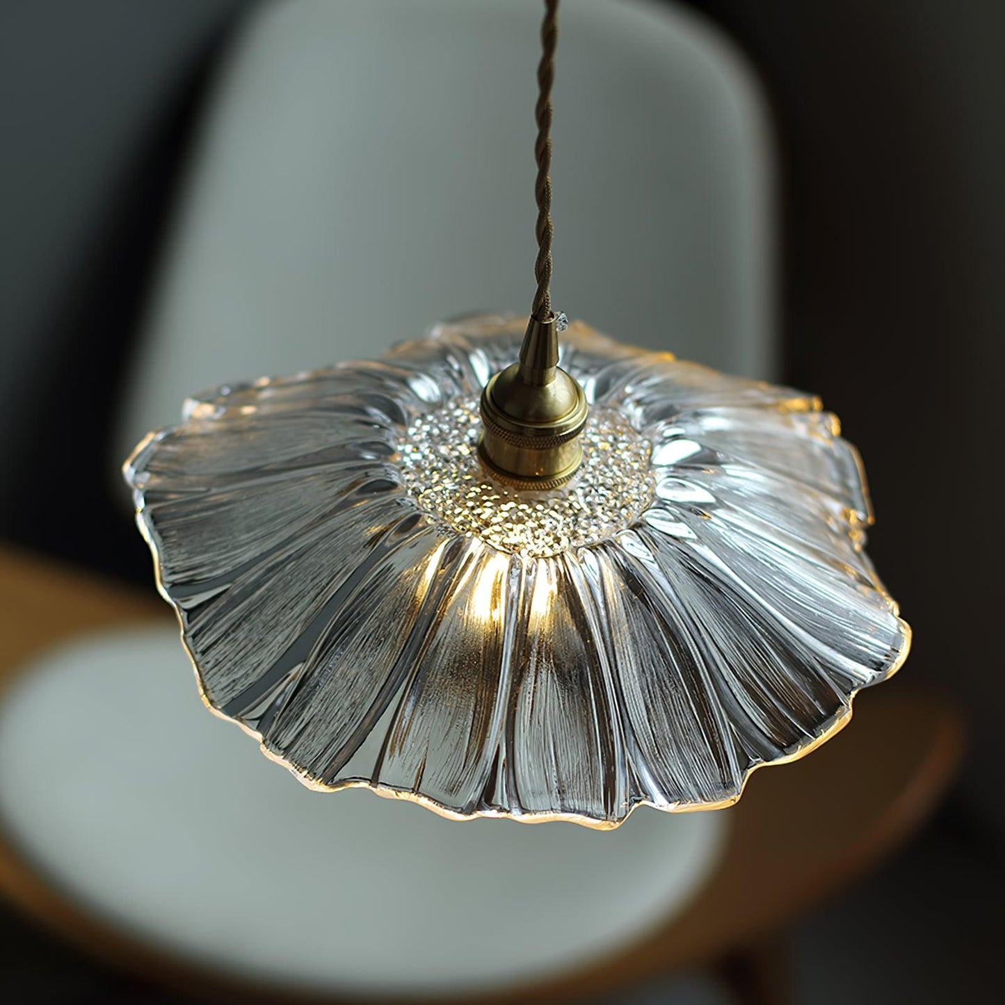 Stilvolles Design Hängeleuchte SternenLicht – exklusive Hängeleuchte mit stilvollem Design und sternenförmigen Glasdetails.