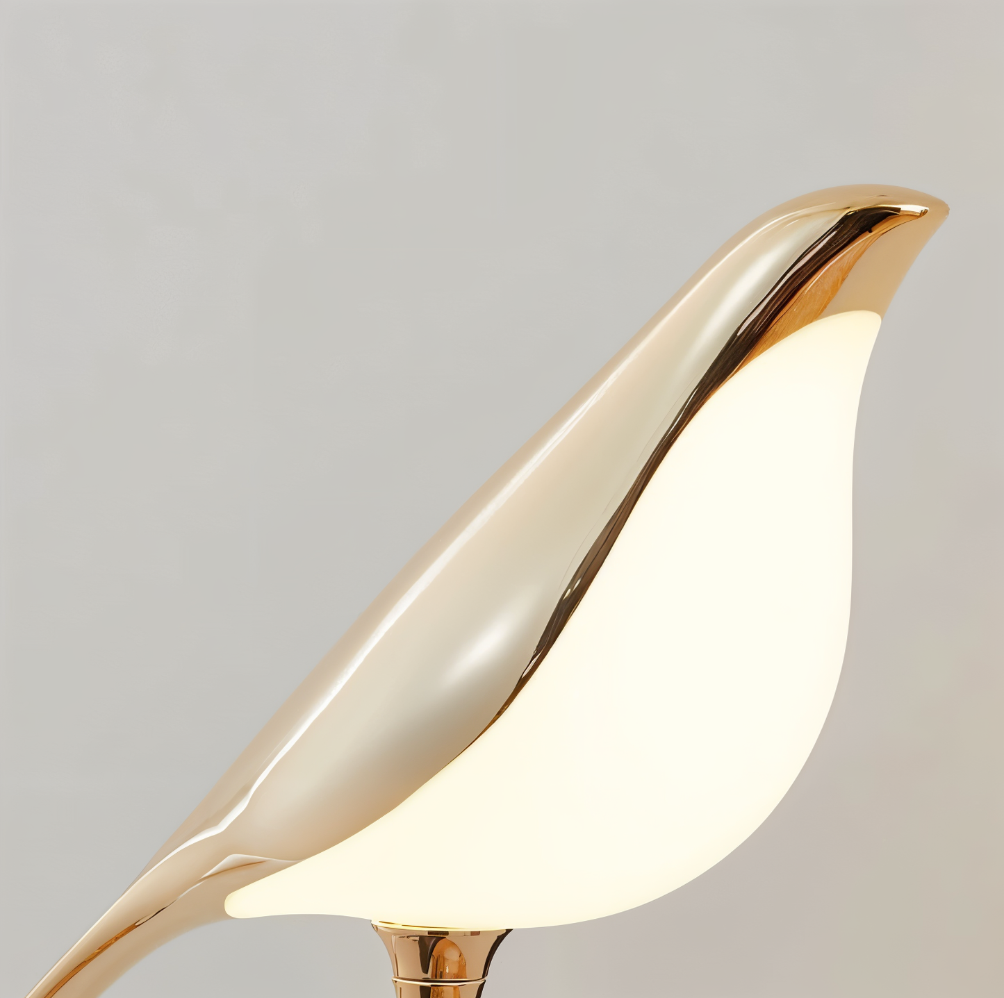 Verleihen Sie Ihren Wänden Stil mit der LumeBird zeitlosen Wandleuchte.