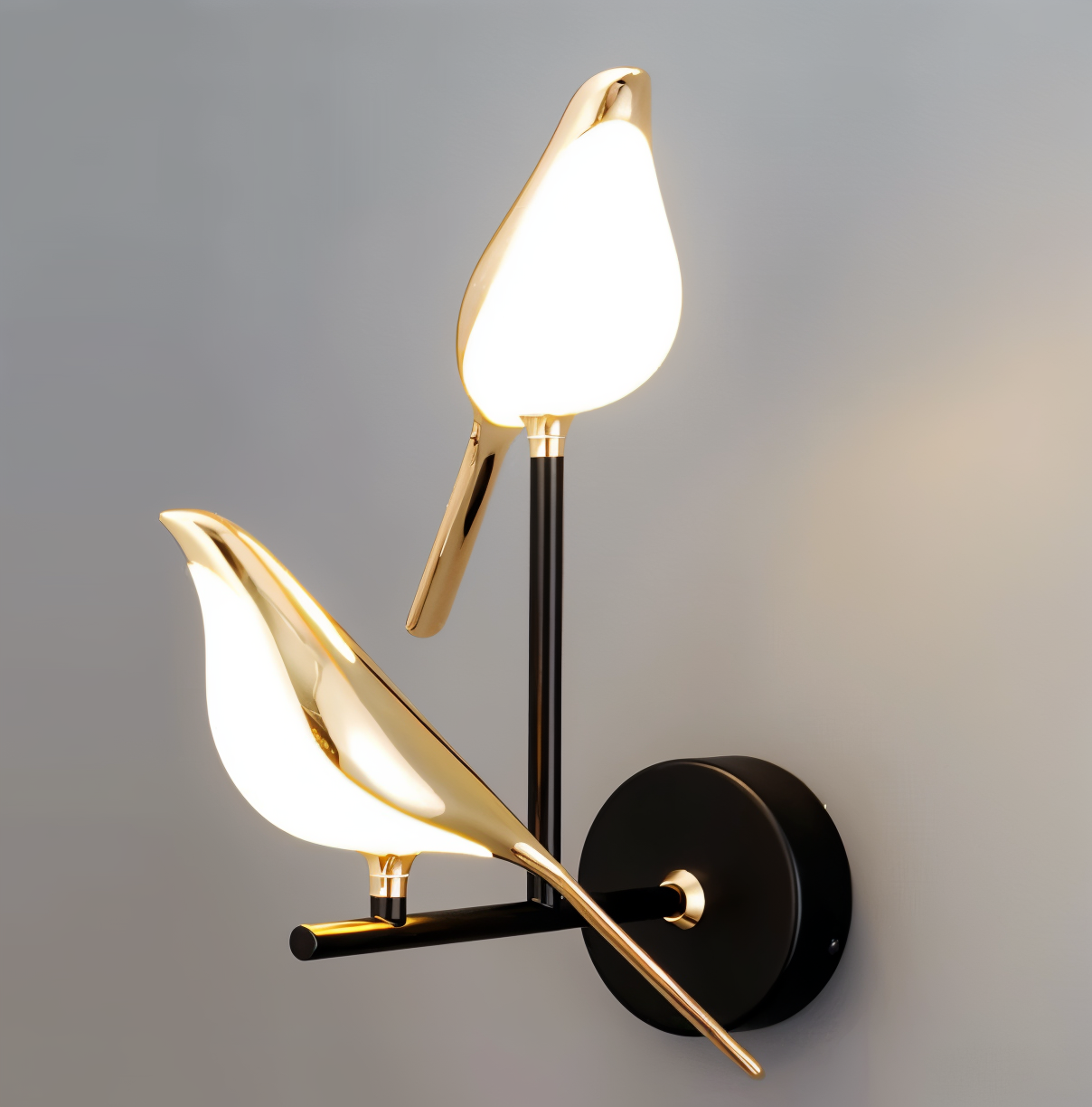 Elegante Vogel-Wandleuchte von LumeBird – perfekt für zeitlose Inneneinrichtung.