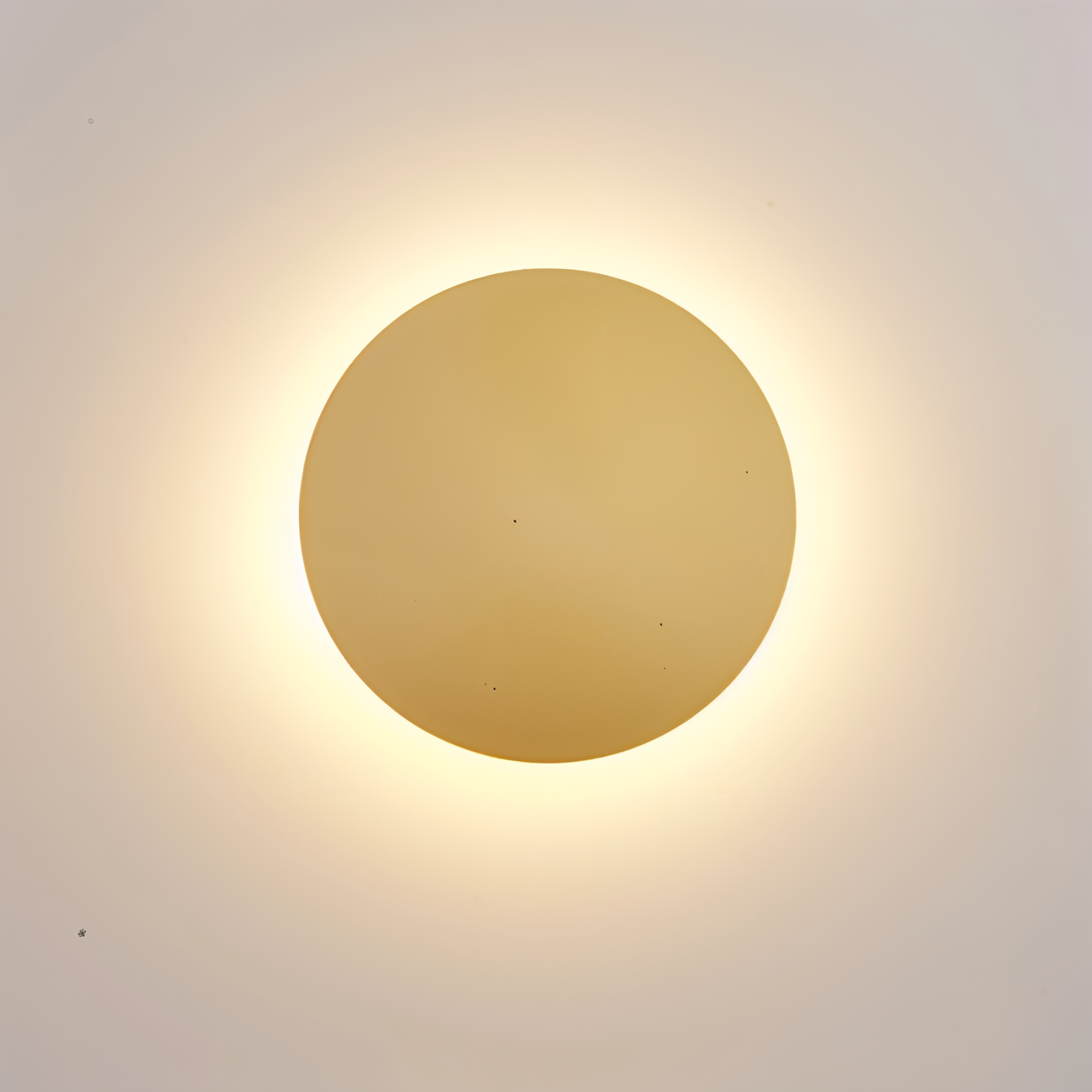 Stilvolle Wände beleuchten mit den LumiSphere modernen LED-Wandlampen.