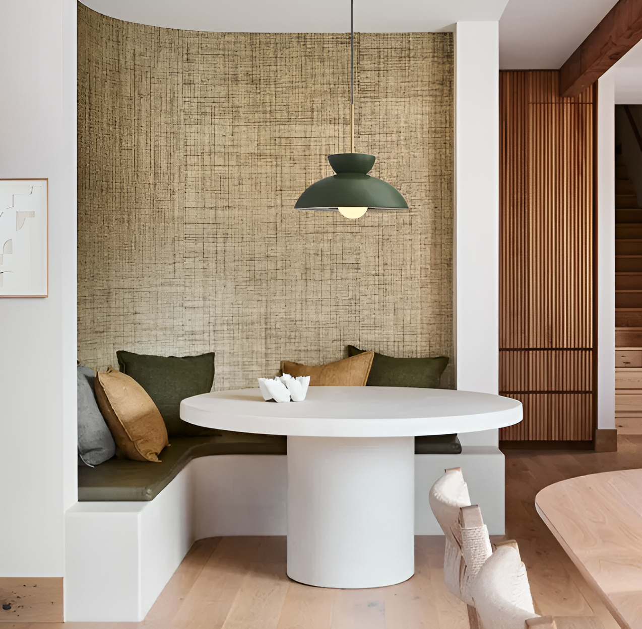 Stilvolle Innenräume beleuchten mit der CeramLight eleganten Hängelampe.