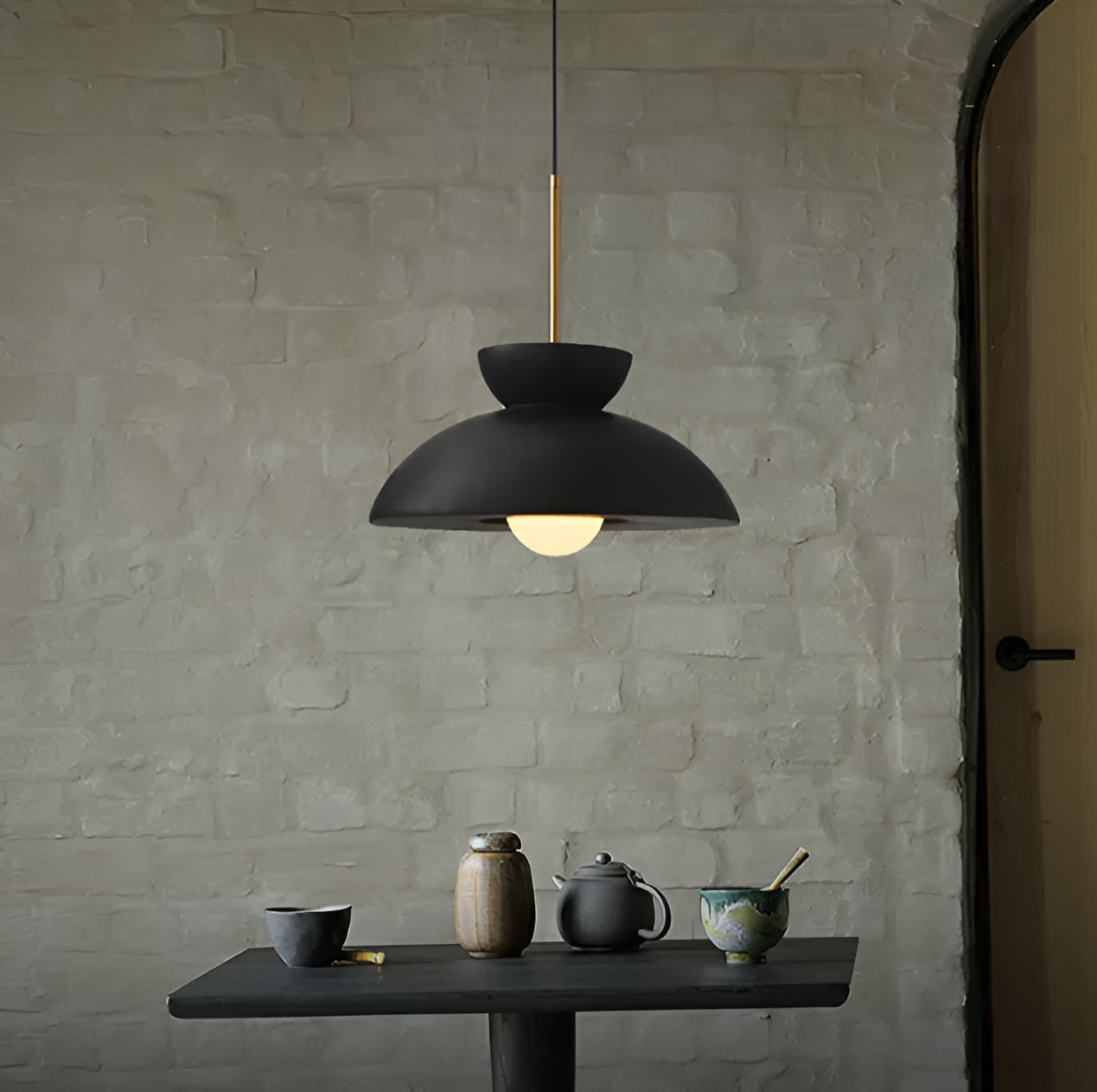 CeramLight – stilvolle Hängelampe mit elegantem Design für zeitlose Wohnräume.