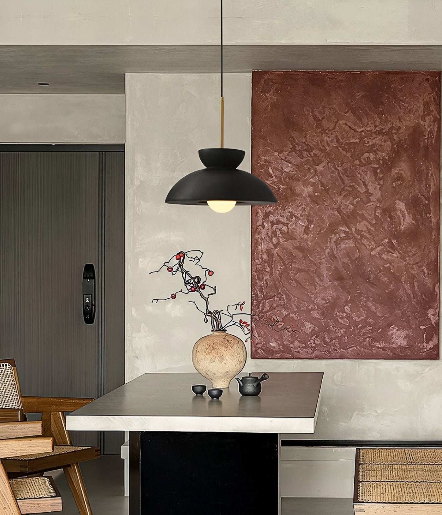 Perfektes Lichtdesign mit der CeramLight stilvollen und eleganten Hängelampe.