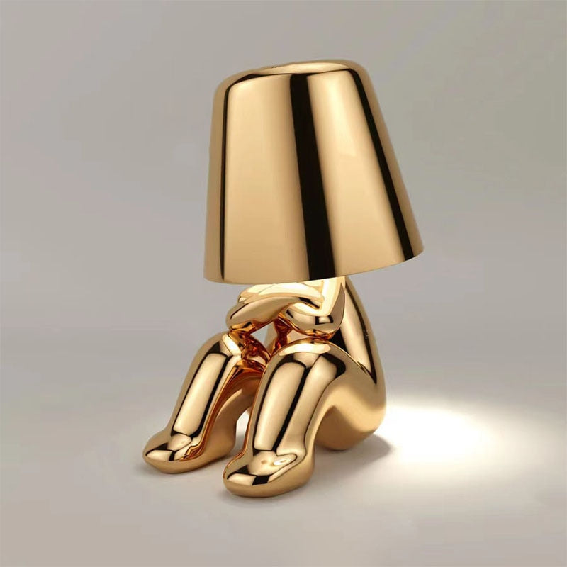 Moderne Reflecto Tischlampe für ein exklusives Raumdesign.
