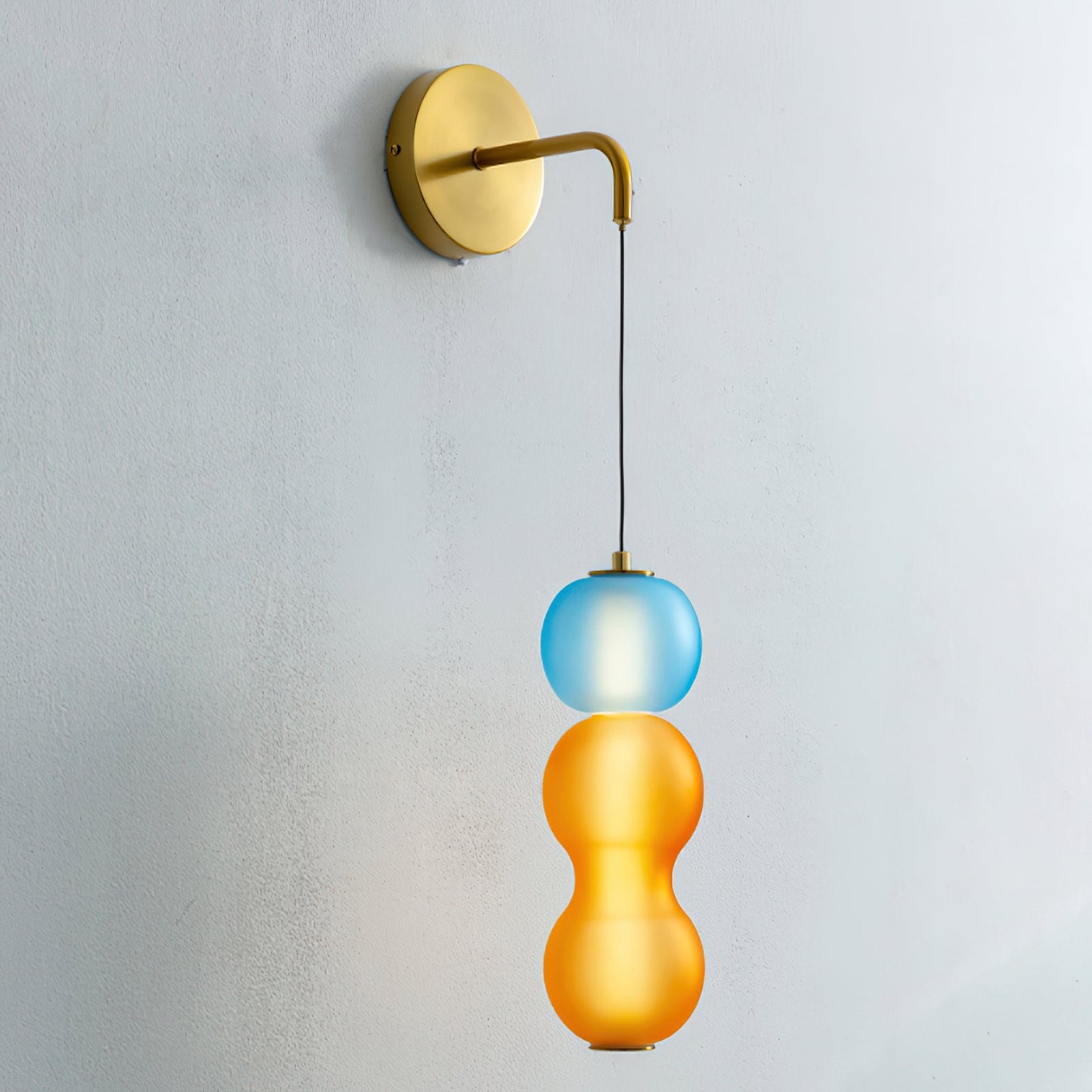 Surge - Moderne Wandleuchte mit elegantem Design