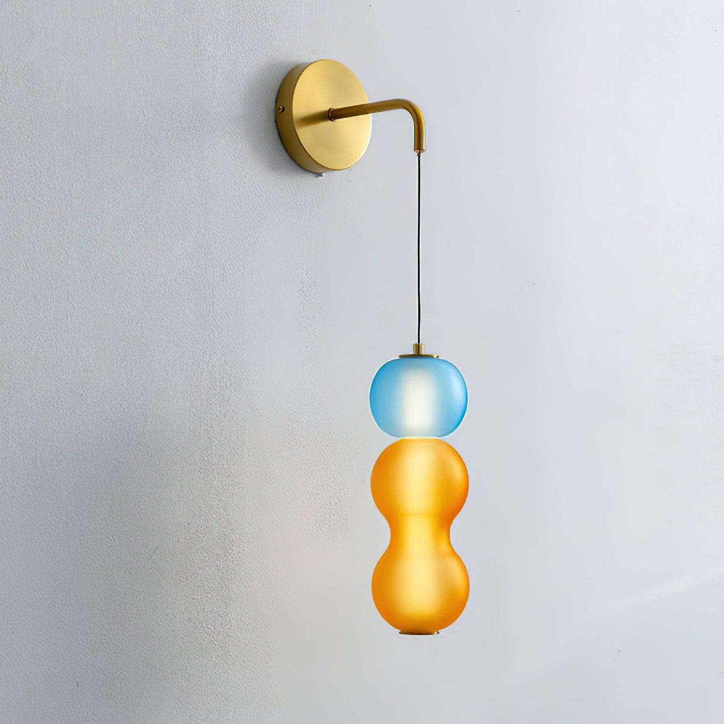 Surge - Moderne Wandleuchte mit elegantem Design