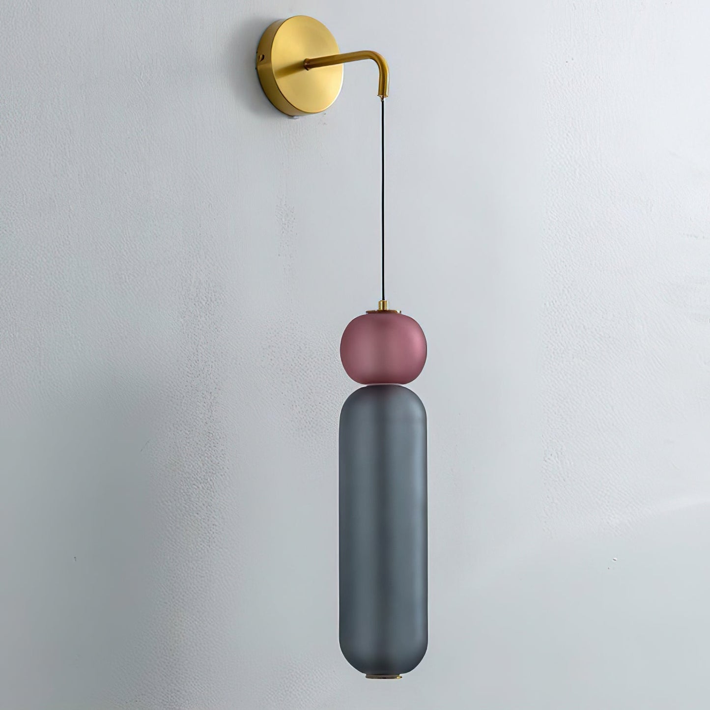 Surge - Moderne Wandleuchte mit elegantem Design