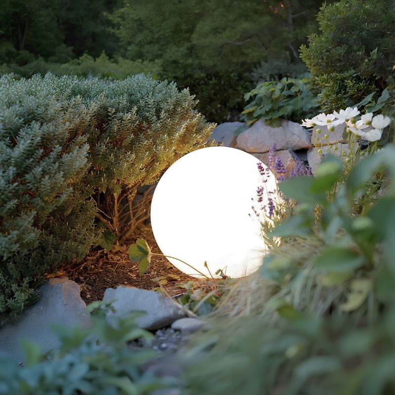 GlowSphere – Moderne LED Kugelleuchten für Innen und Außendekoration