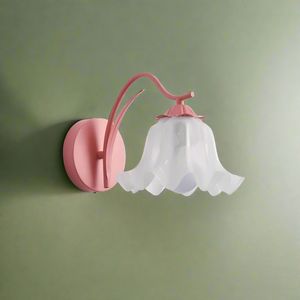FloraGlow Blumige Wandleuchte – Kombination aus Eleganz und Gemütlichkeit.