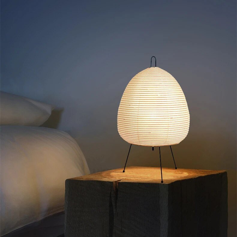 Minimalistische ZenLight Tischlampe – perfekt für entspannte Momente.