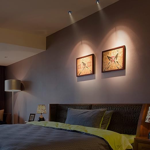 LuxBeam – LED-Strahler mit Fernbedienung für vielseitige Beleuchtung
