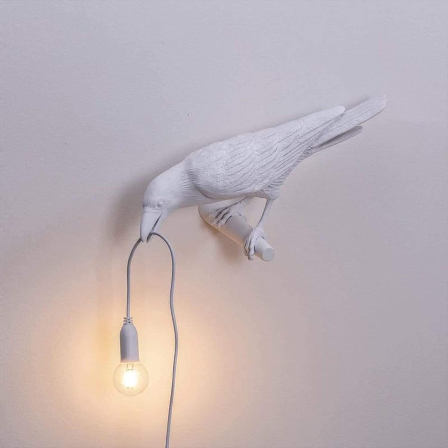GlowRaven Tischlampe Home Decor Mit Skulpturalem Design Kombiniert Kunstvolles Handwerk Mit Funktionaler Beleuchtung.