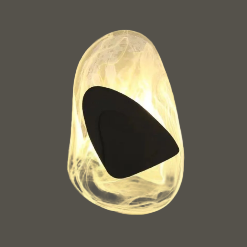 AuraLuxe Wandleuchte Mit Kunstvollem Design – Elegante Lichtquelle für anspruchsvolle Räume.