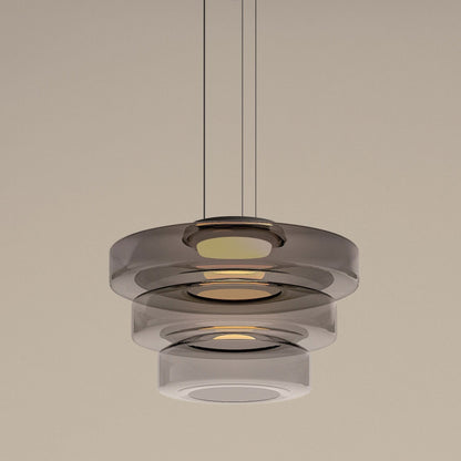 NordicGlow Hängeleuchte ideal für offene Wohnkonzepte und hohe Decken.