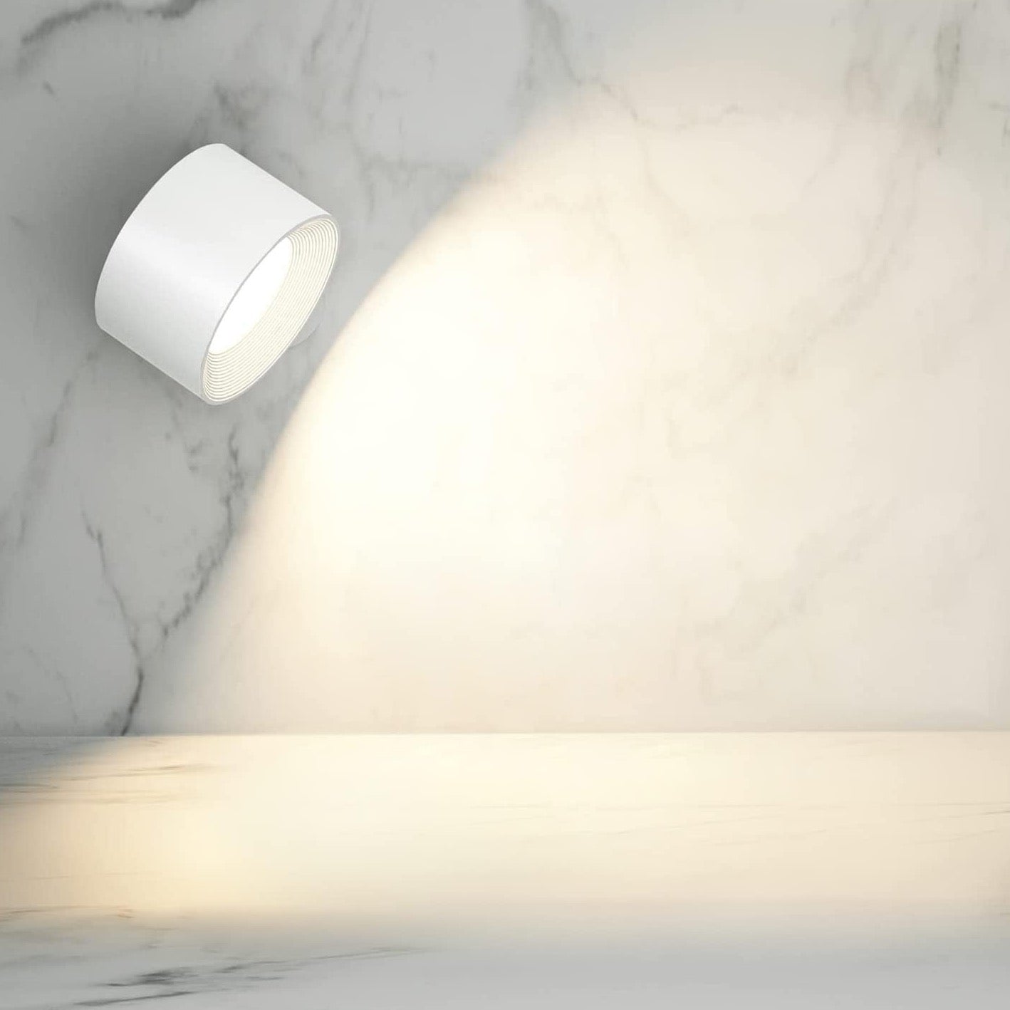 SimpleGlow stilvolle Wandlampe mit effizienter LED-Technologie.