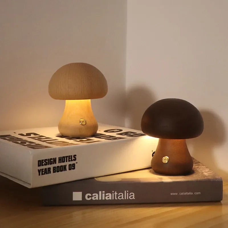 Pilzförmige LED-Lampe von WoodGlow – Perfekt für eine gemütliche Wohnatmosphäre.