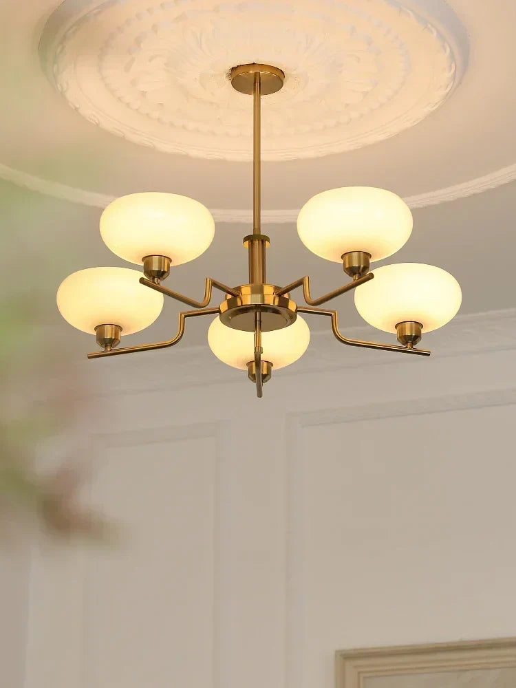 VintageGlow - Elegante Bauhaus-Deckenleuchte