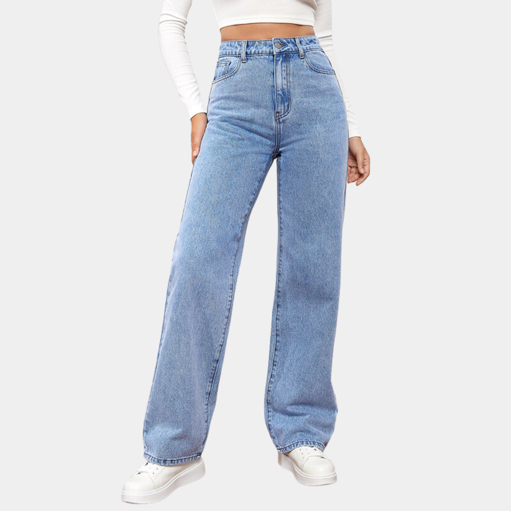 Detailaufnahme der robusten Jeans-Nähte und Taschen.