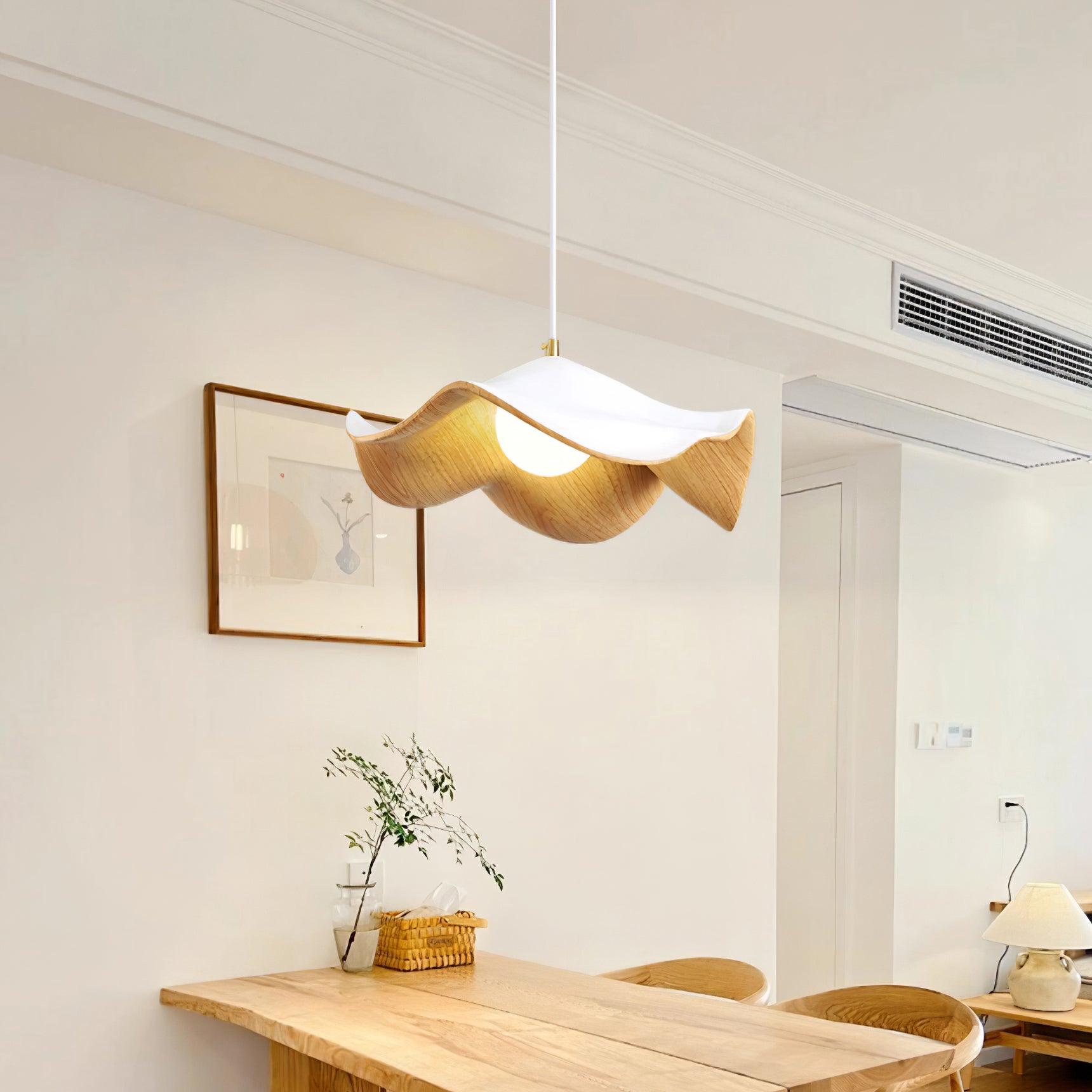 Casia Wave - Stilvolle Pendellampe für eine elegante Innenbeleuchtung.
