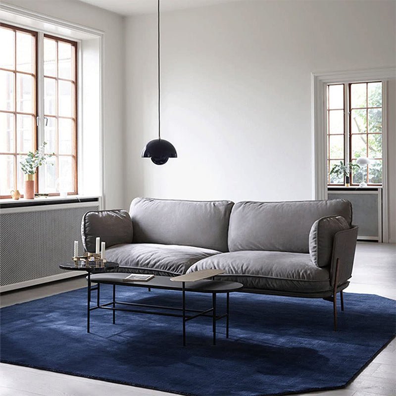 Modernität und Eleganz vereint in der BrightAura Hängeleuchte.