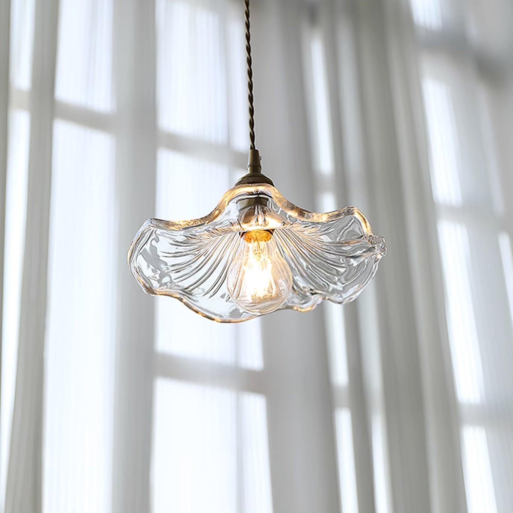 Hängeleuchte Stilvolles Design SternenLicht – dekorative Hängeleuchte mit stilvollen Designelementen und funkelnden Sternen.