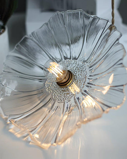 SternenLicht Stilvolles Design Hängeleuchte – moderne Hängeleuchte mit funkelnden Sternen und stilvollem Erscheinungsbild.