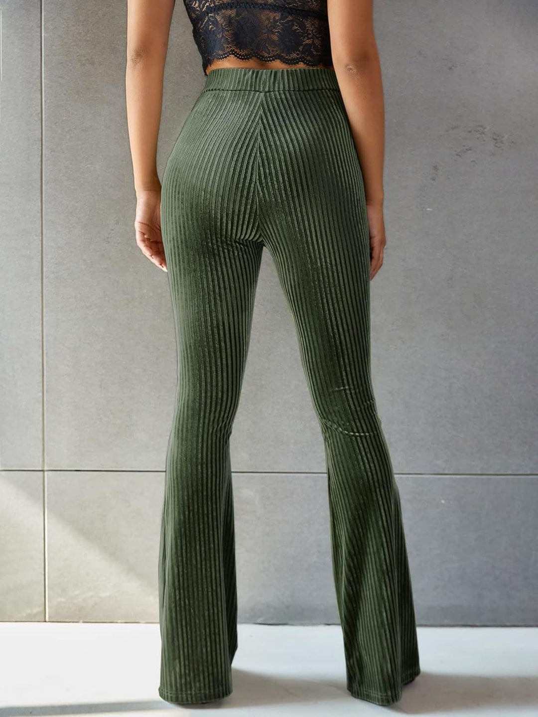 Detailaufnahme des gerippten Cordstoffs.