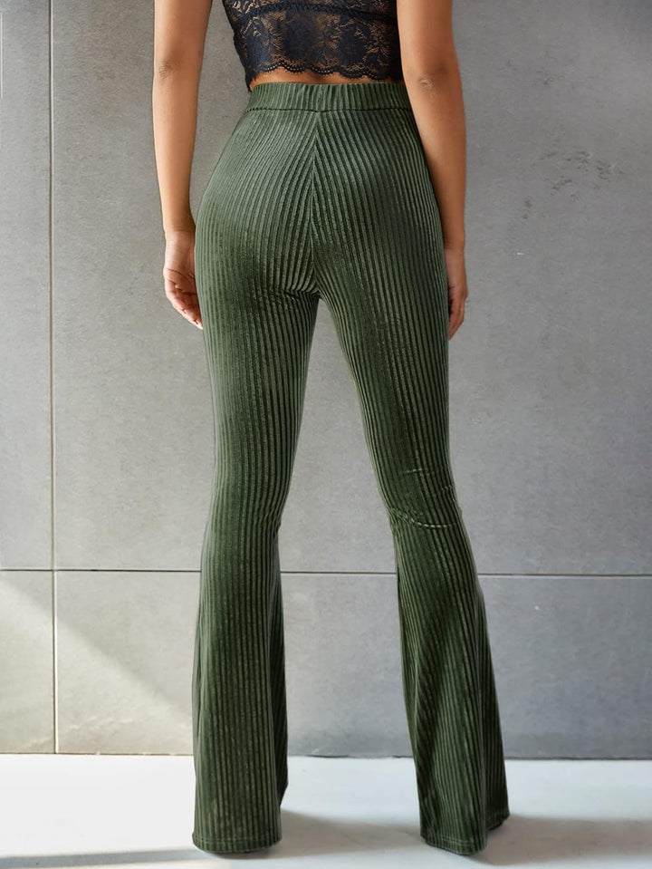Detailaufnahme des gerippten Cordstoffs.
