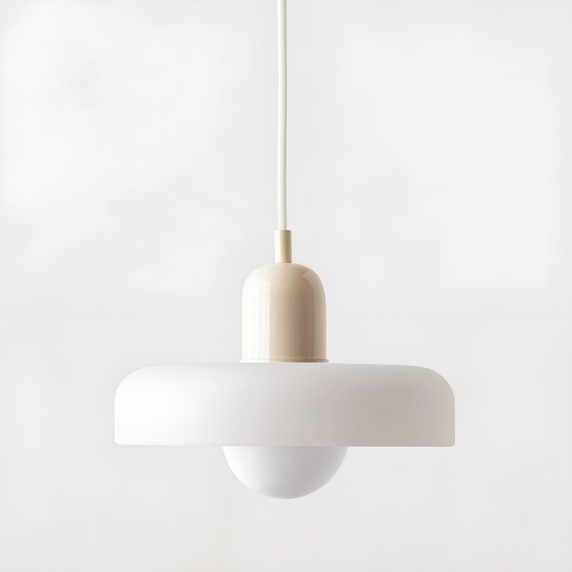 Erschaffen Sie ein stilvolles Ambiente mit den modernen LumiArt Pendelleuchten.