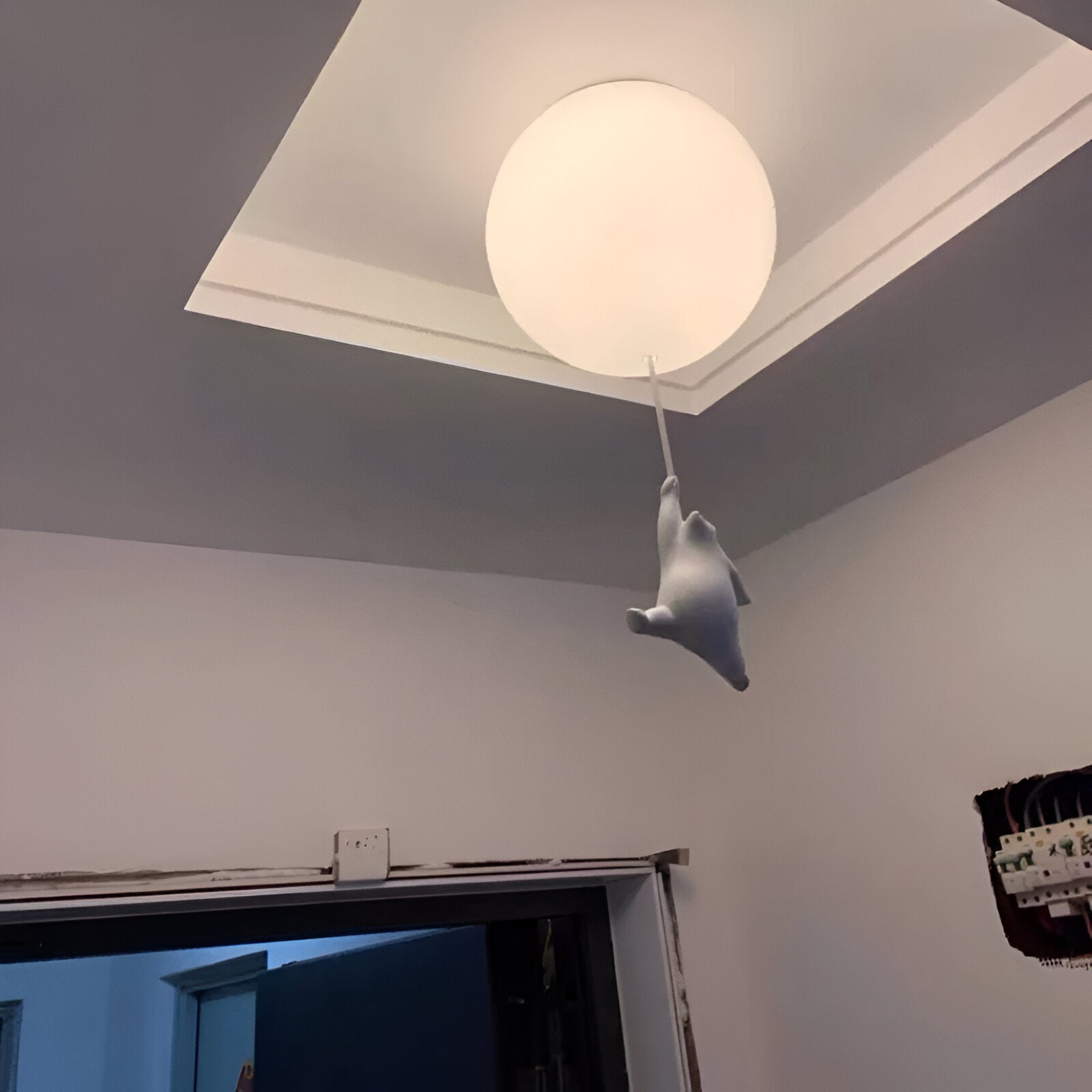 PolarGlow – Bär-Lampen, die Kunst und Beleuchtung harmonisch verbinden.