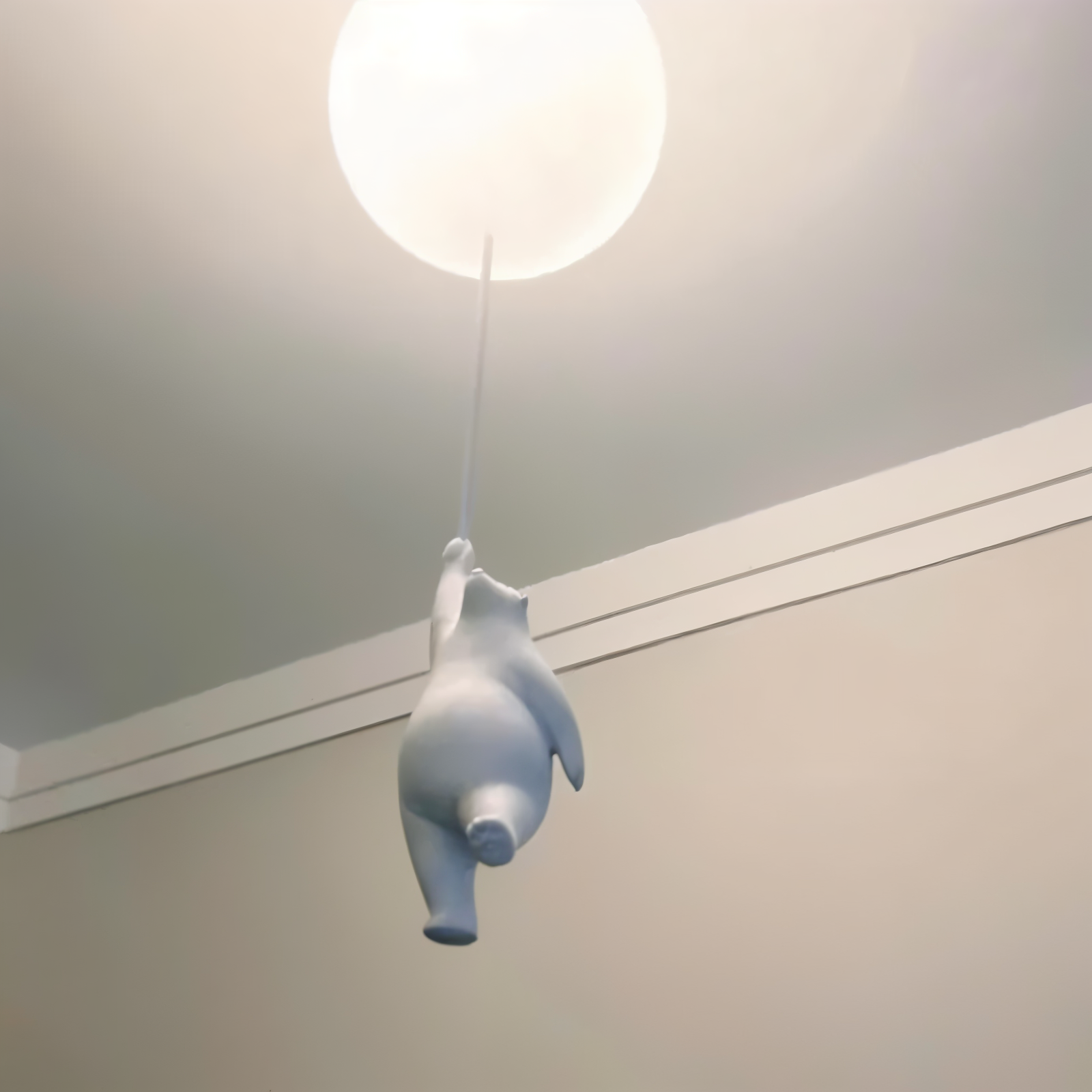 Stilvolle Lichtlösungen von PolarGlow – kreative Lampen mit Bär-Motiven.