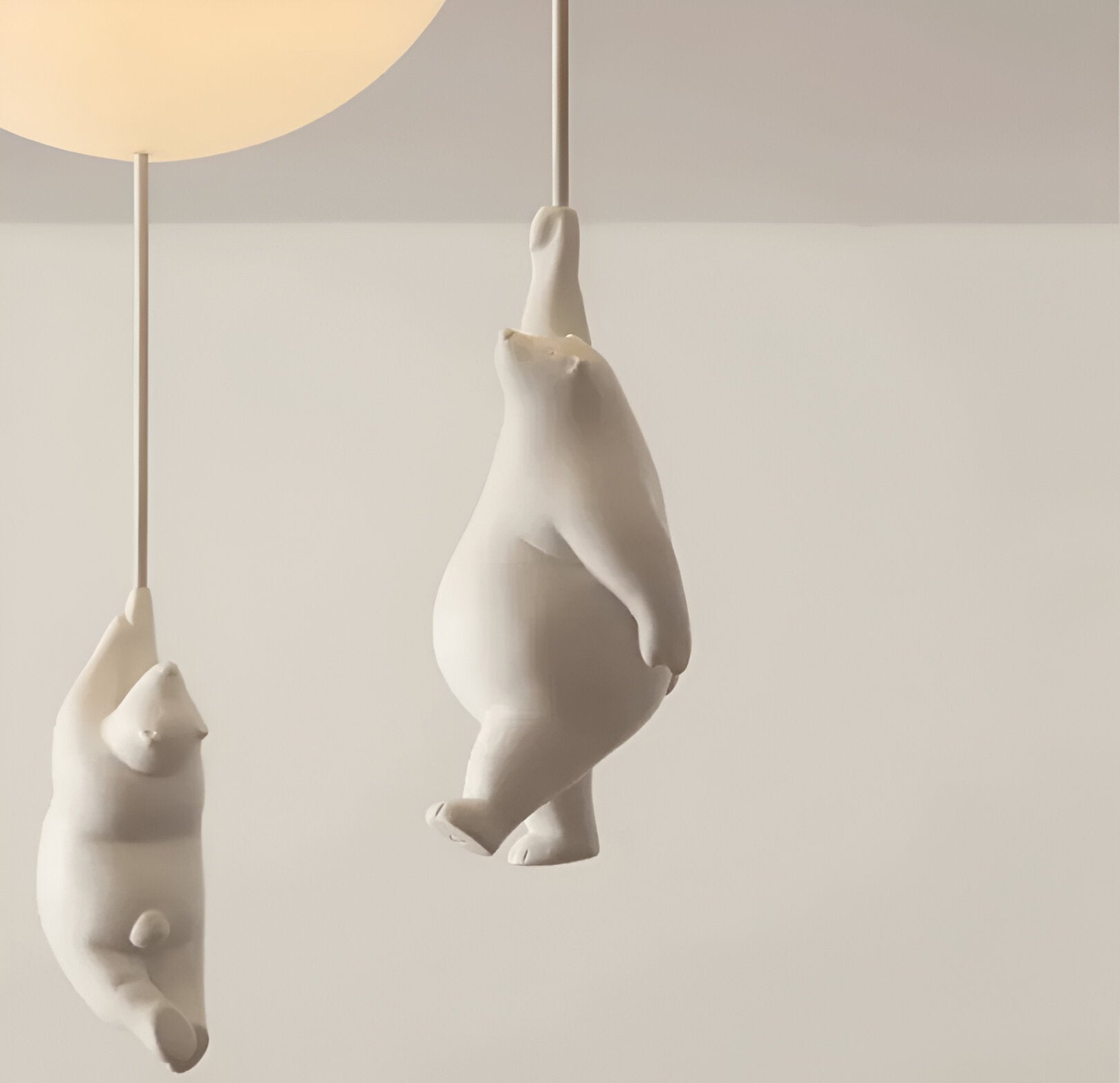Stilvolle Akzente setzen mit den PolarGlow originellen Bär-Lampen.