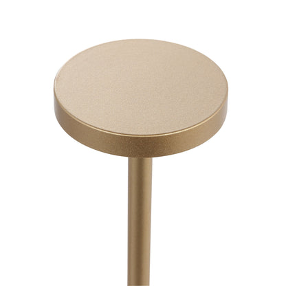 Modern gestaltete Lampe mit schlichter Ästhetik und effizienter Beleuchtung.