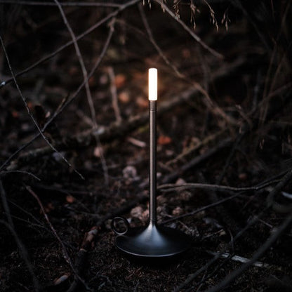 Tischlampe KerzenGlanz Elegante Kerzenform – hochwertige Tischlampe mit eleganter Kerzenform von KerzenGlanz für eine gemütliche Atmosphäre.