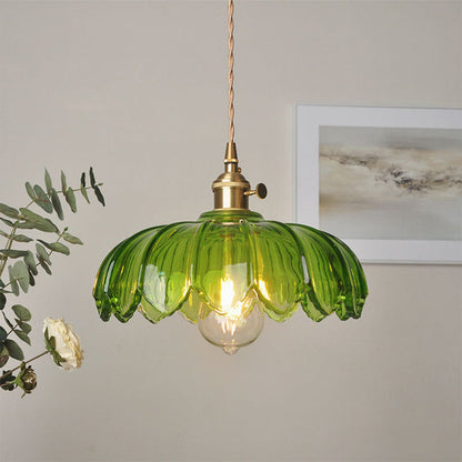 Hängeleuchte LichtKunst Exquisites Design – elegante Hängeleuchte mit kunstvollem Glas-Design für moderne Wohnzimmer.