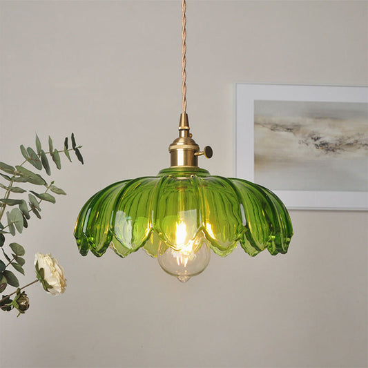 Hängeleuchte LichtKunst Exquisites Design – elegante Hängeleuchte mit kunstvollem Glas-Design für moderne Wohnzimmer.