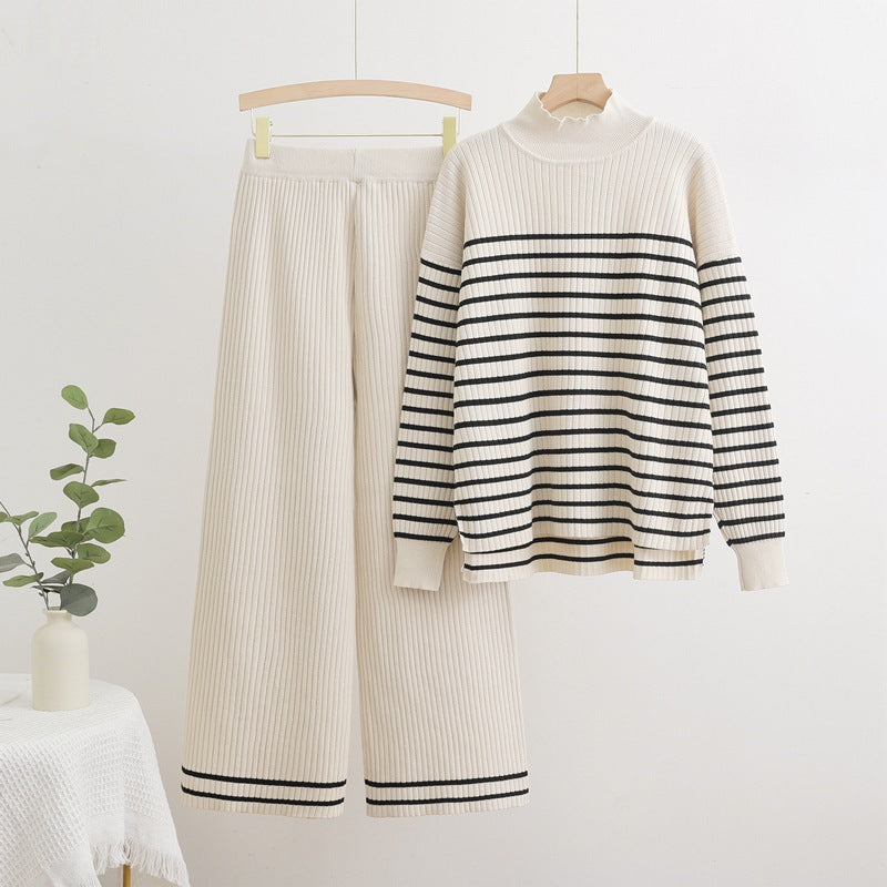 Marielle | Damen Oversized Rollkragenpullover & Weite Streifenhose | Dunkelpink