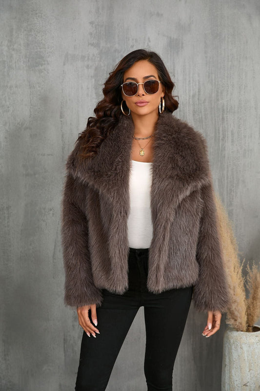 Clara | Damen Cropped Jacke mit Oversized Revers | Braun