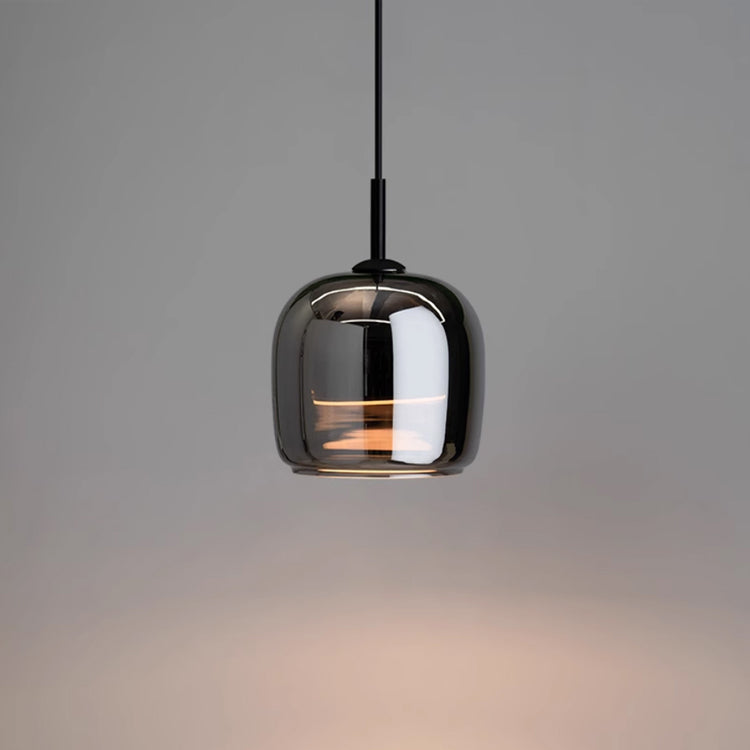 Raffiniertes Design Hängeleuchte LichtFlair – exklusive Hängeleuchte mit raffiniertem Design von LichtFlair für gehobene Wohnbereiche.