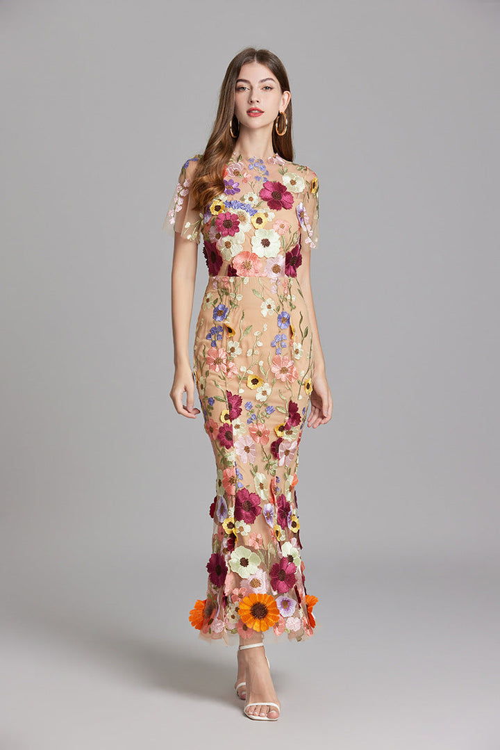 Stilvolles Sommerkleid Mit Blumenmuster Für Damen | Midi