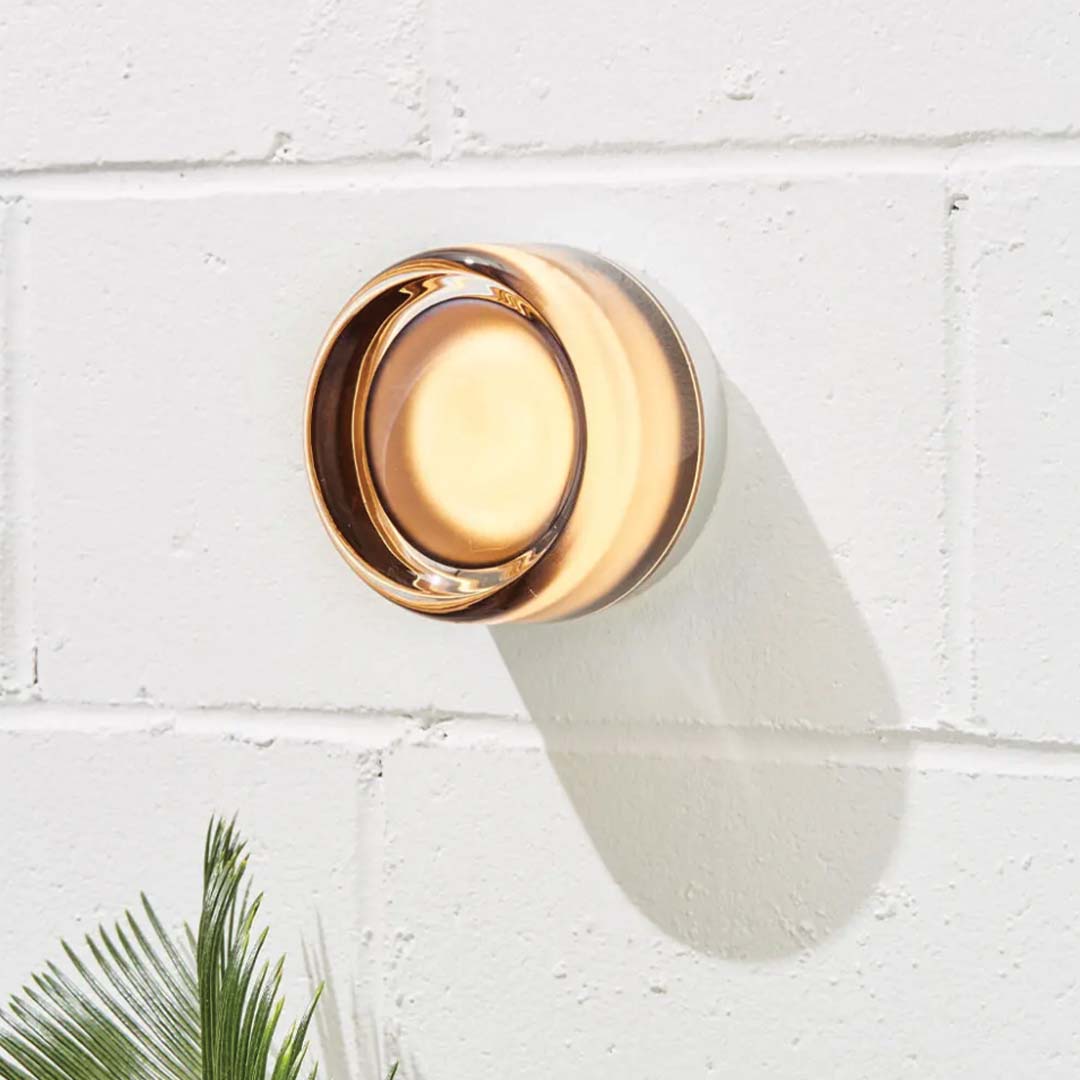 GlowArt Wandlampen für eine minimalistische und elegante Badezimmerbeleuchtung.