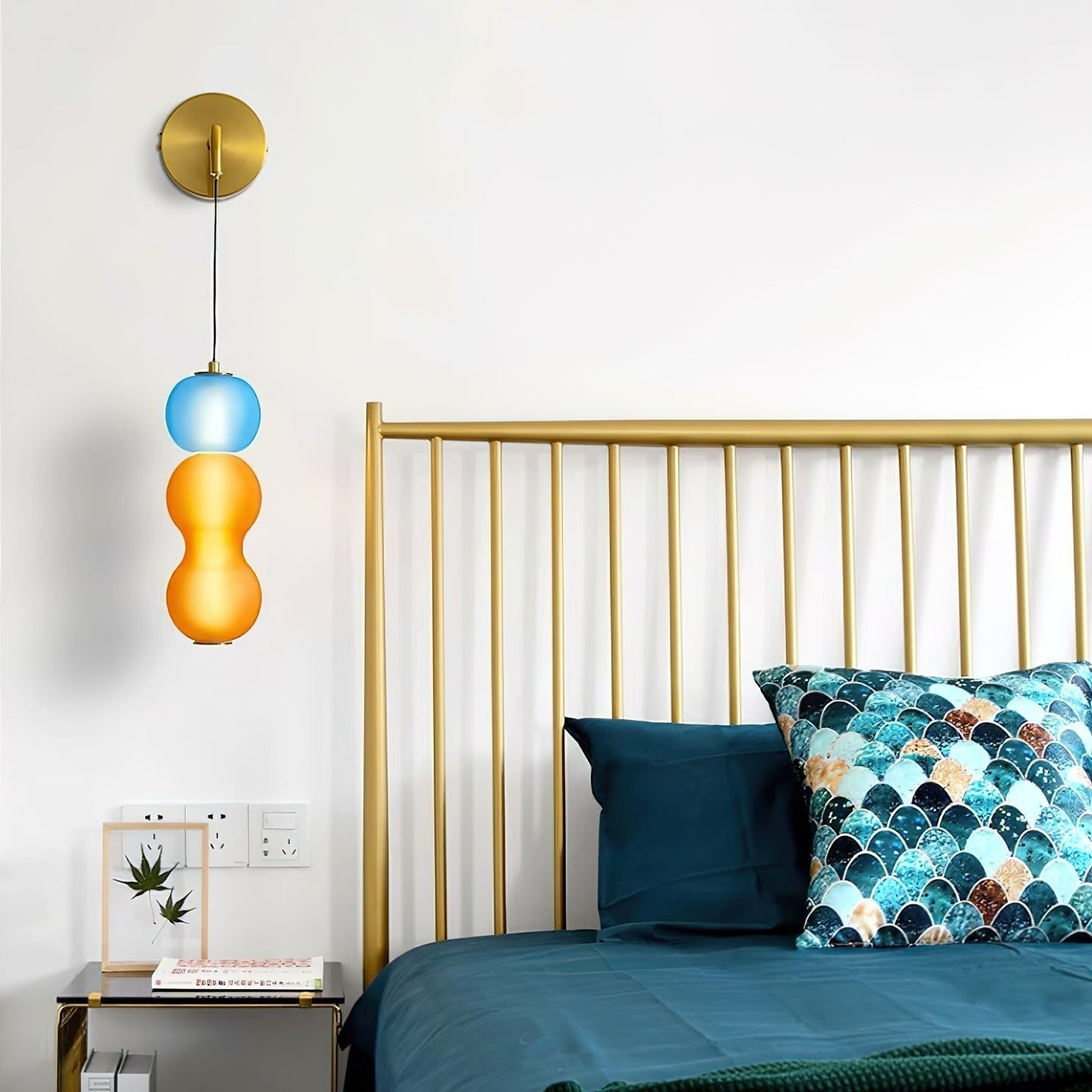 Surge - Moderne Wandleuchte mit elegantem Design