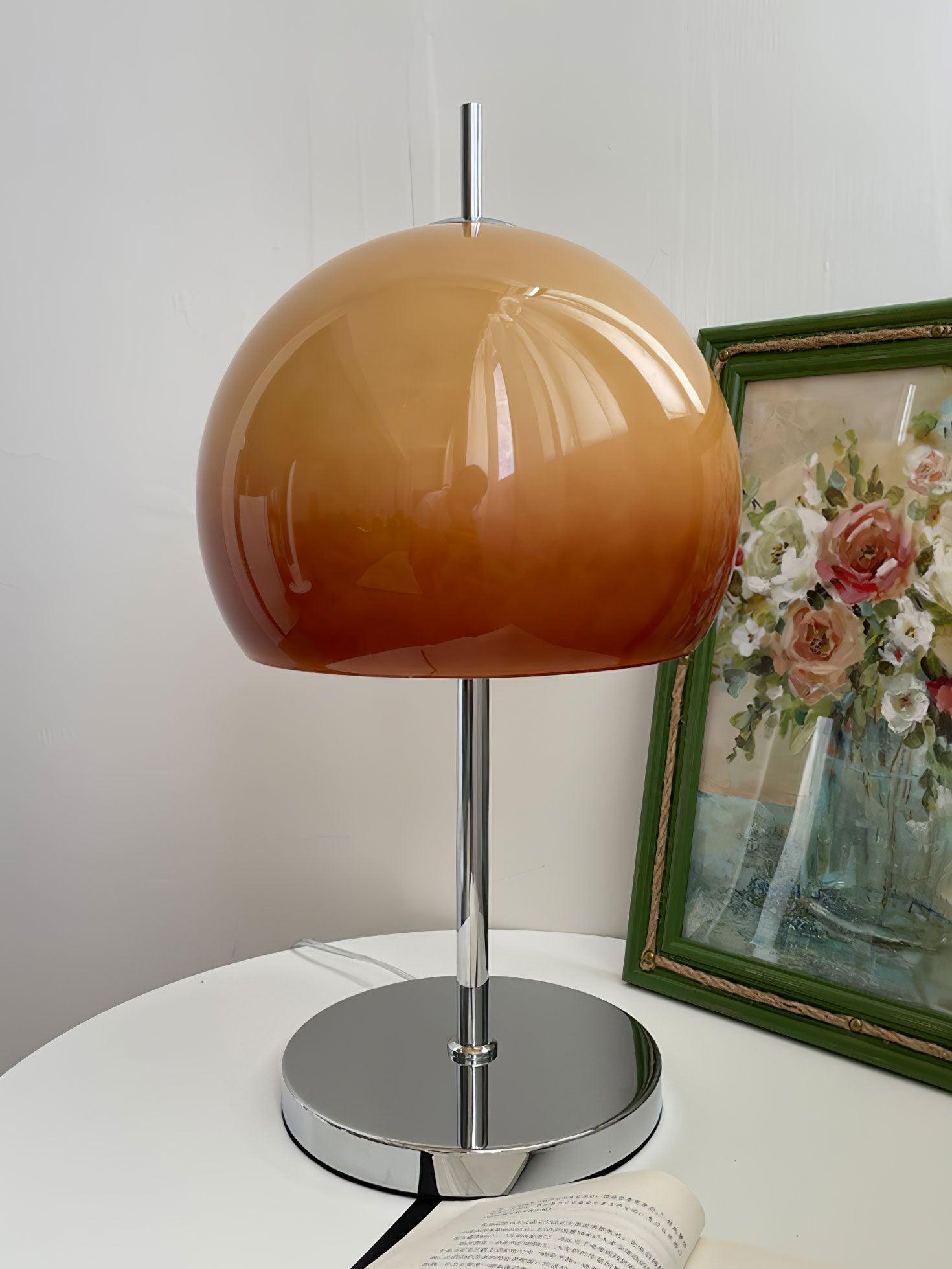 Tischleuchte AmberLume für eine stilvolle Beleuchtungslösung in jedem Raum.