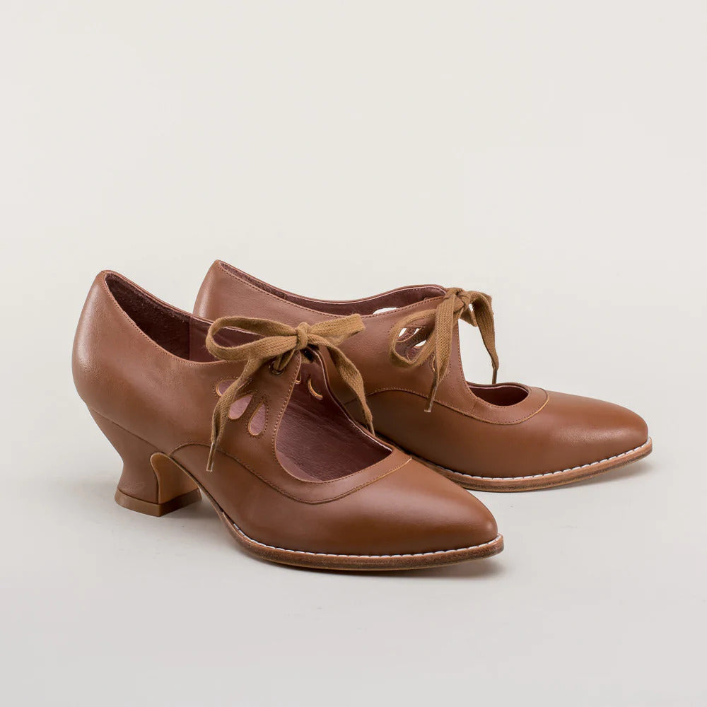Damenschuhe im Vintage-Stil | Absätze