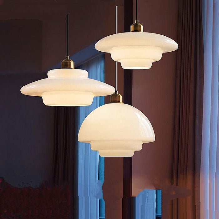 Schlichte NordicGlow Pendelleuchte passend zu skandinavischem Wohnstil.