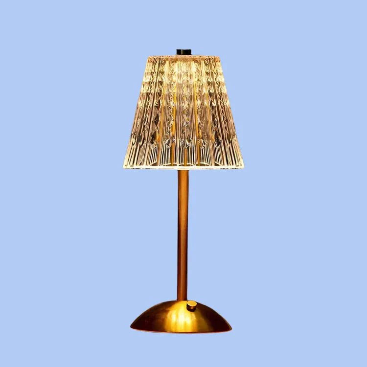 PureLight Pendelleuchte – für eine luxuriöse Beleuchtung, die jedes Zimmer bereichert.