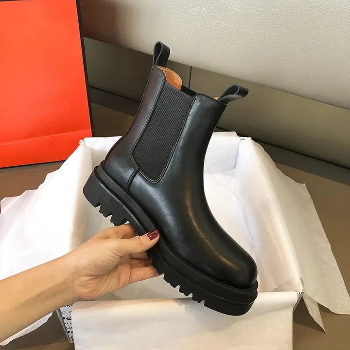 Damen Stylische Slip Auf Knöchel Stiefel | Schwarz